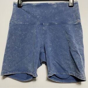 Pink By Victoria’s Secret Yoga Stretch Shorts Size Medium Blue Acid Wash
